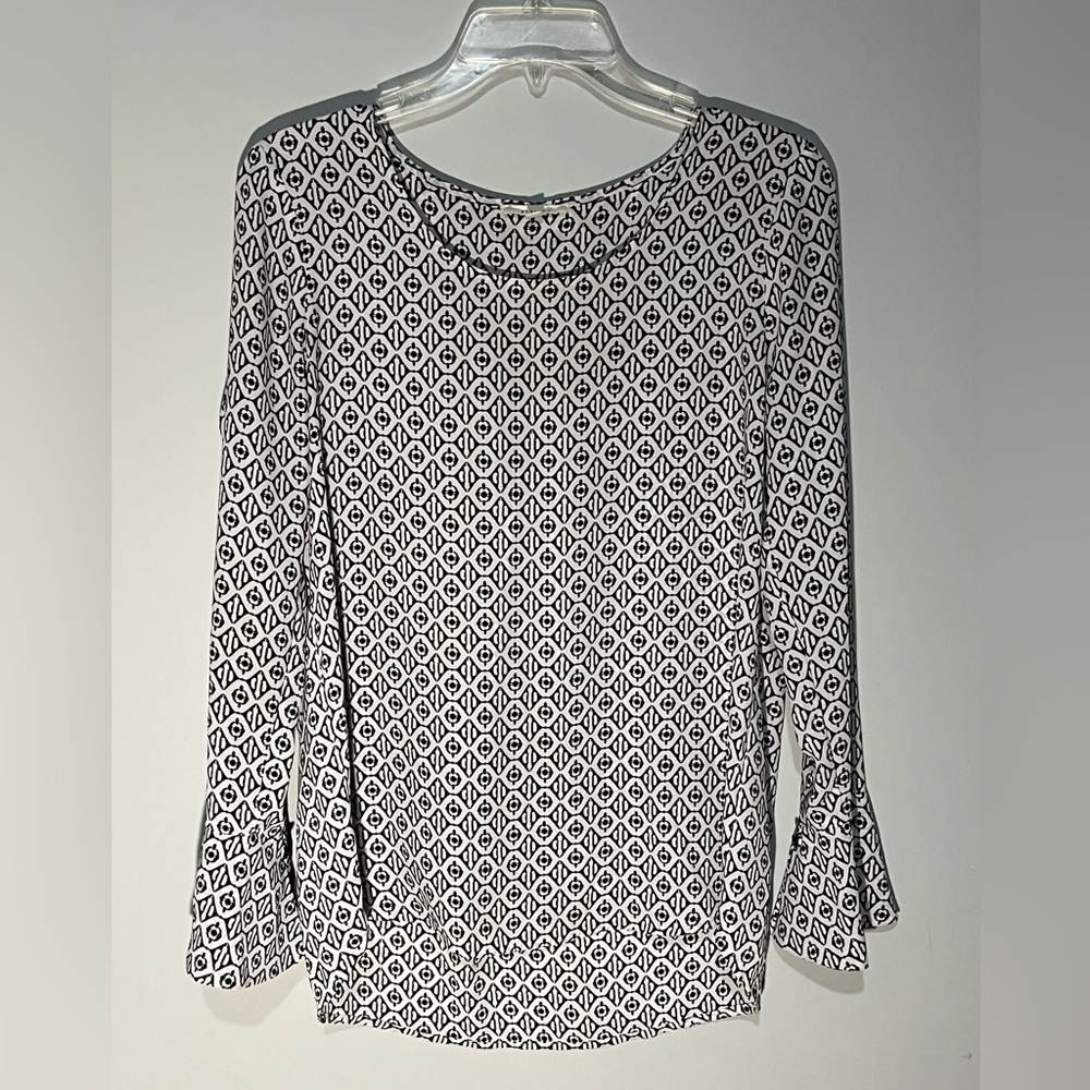 Pleione Shirt - see details of slit cuffs in picture.